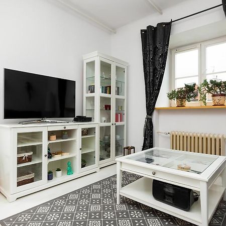 Apartments Mariensztat Warsaw By Noclegi Renters Dış mekan fotoğraf